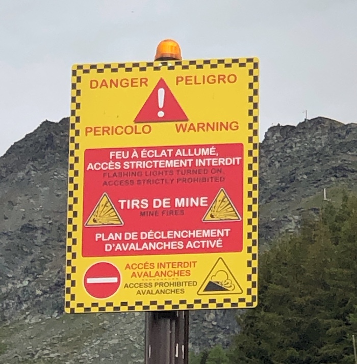 Danger warning sign in Sainte Foy