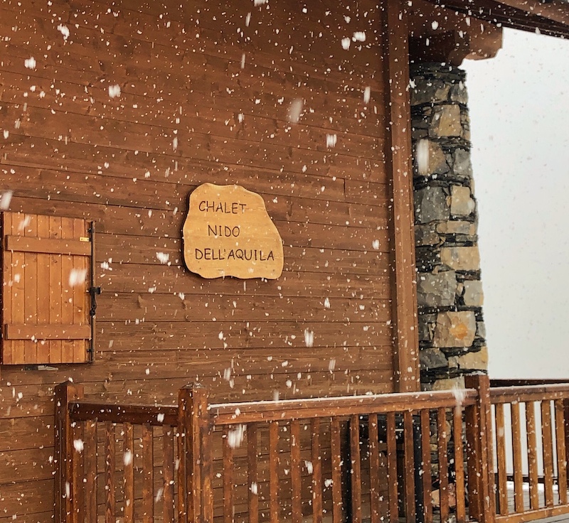 It's snowing in Sainte Foy