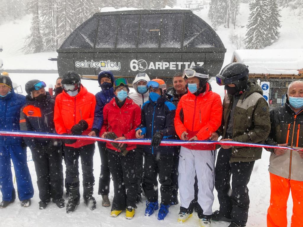 Cutting the Ribbon to open the new Arpettaz lift in Sainte Foy