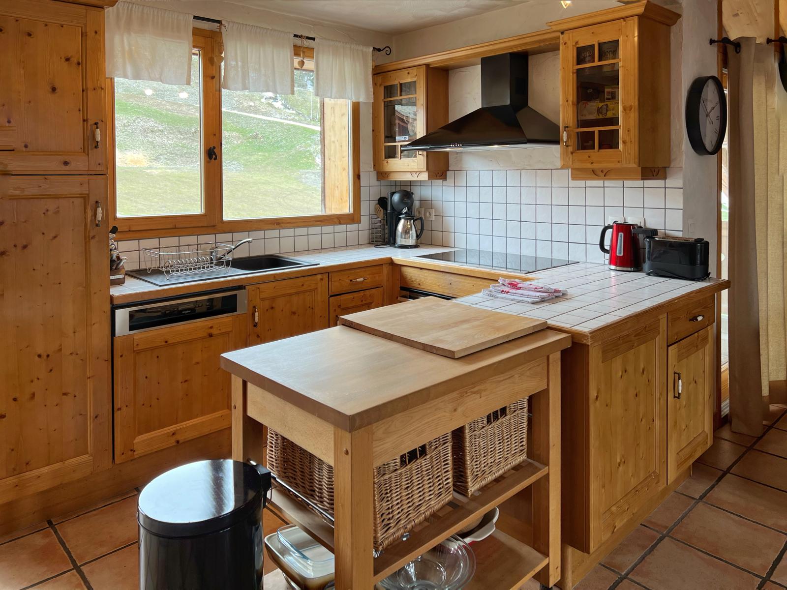 Le Refuge_Sainte Foy_Kitchen