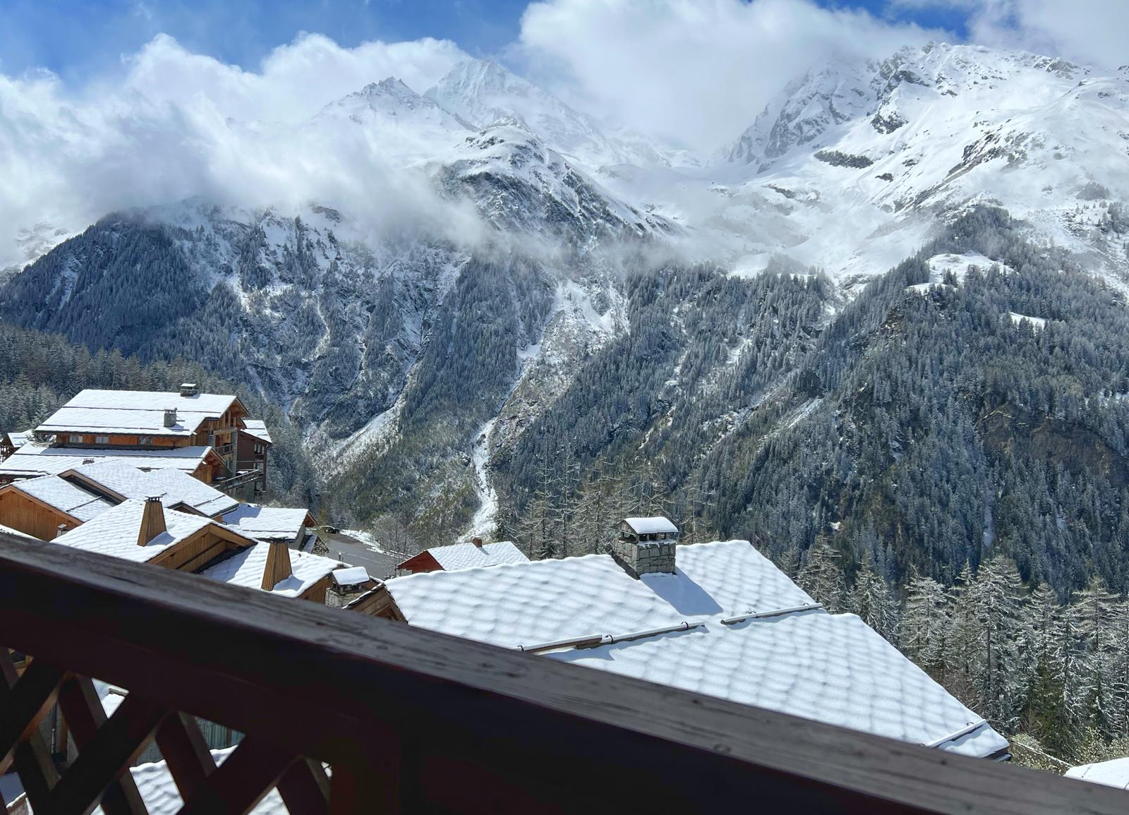 Le Refuge_Sainte Foy_Balcony 1