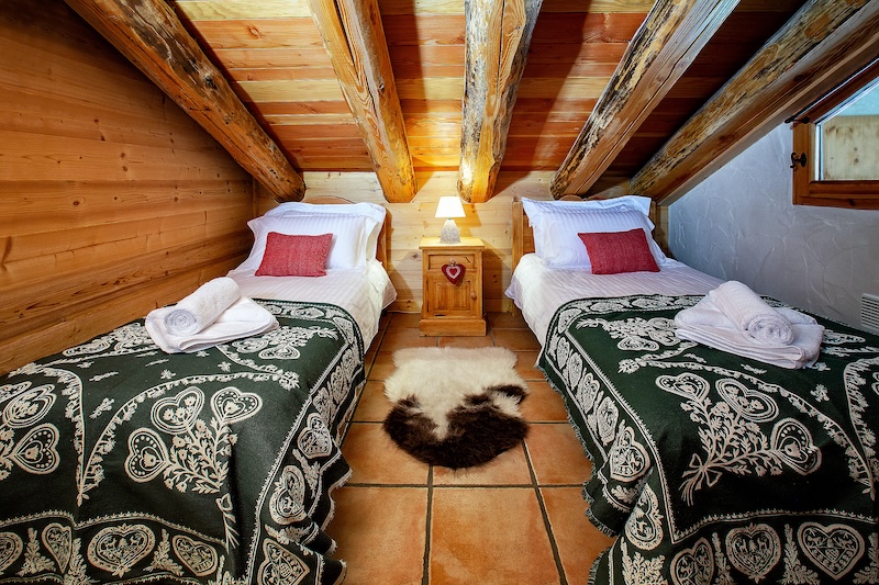 Chalet Le Refuge_Sainte Foy Tarentaise Ski Resort_Bedroom 4_Ski holiday accommodation