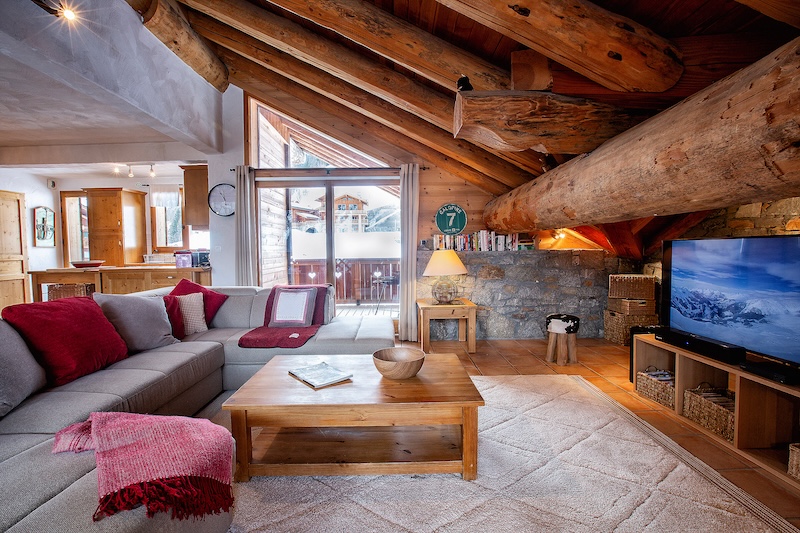 Chalet Le Refuge_Sainte Foy Tarentaise Ski Resort_Lounge area_Ski holiday accommodation